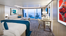 Deluxe Panoramic Ocean View Suite
