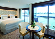 Deluxe Balcony Suite