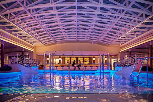 Hollywood Pool Club