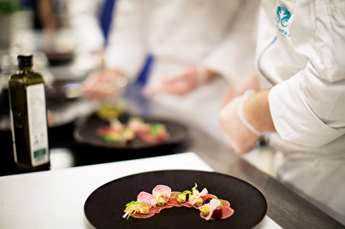 24 Hour In-Suite Dining