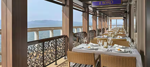 Le Bistro
