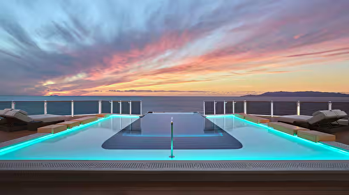 The Haven Sundeck