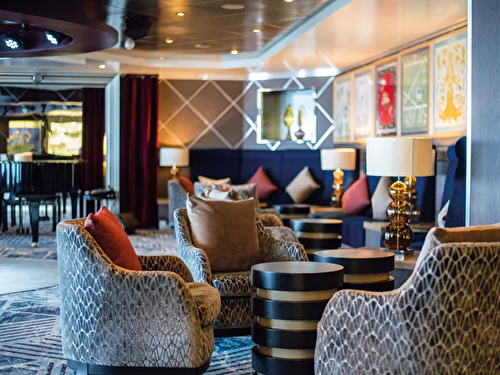 Piano bar