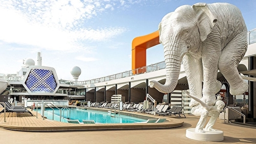 Resort Deck