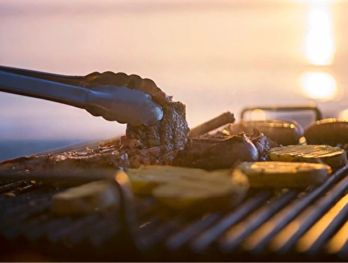BBQ lunch on the beach