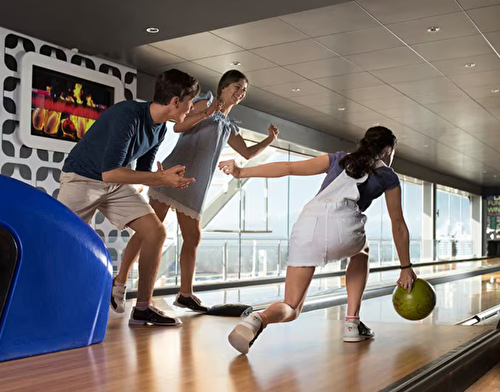 Mini Bowling