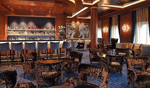 Explorer Lounge