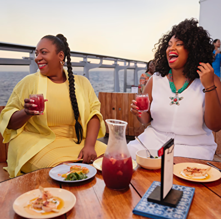Mezze Lounge & Bar