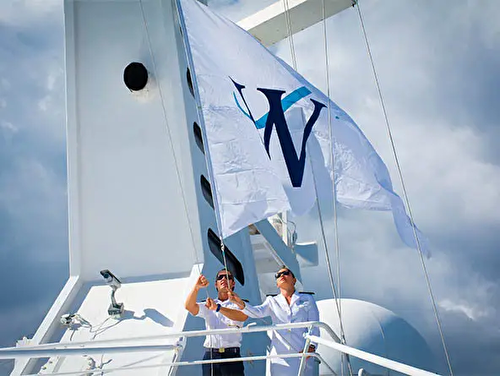Signature Sail Away Event