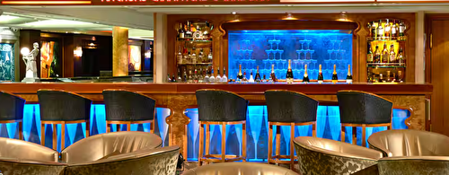 Magnum's Champagne & Wine Bar