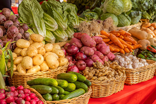 Regional Flavors and Fresh Ingredients