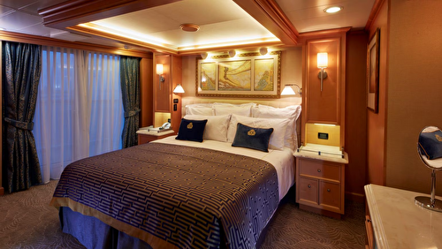 Queens Grill Suites