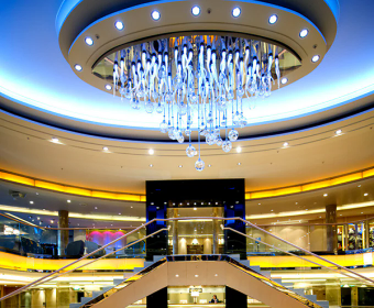 Three-deck Atrium