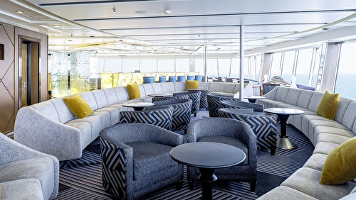 Le Panoramique Lounge & Nightclub