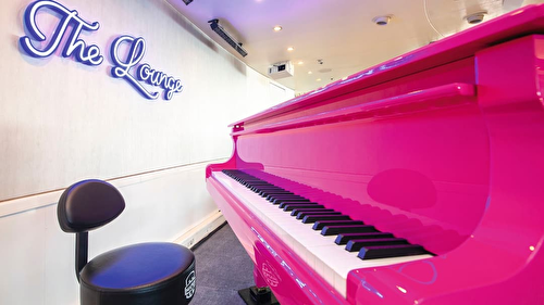  The Lounge
