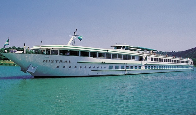 Navio MS Mistral