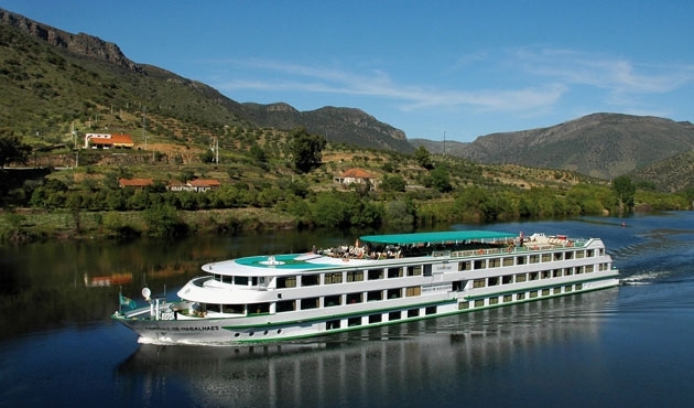 Navio MS Fernao De Magalhaes