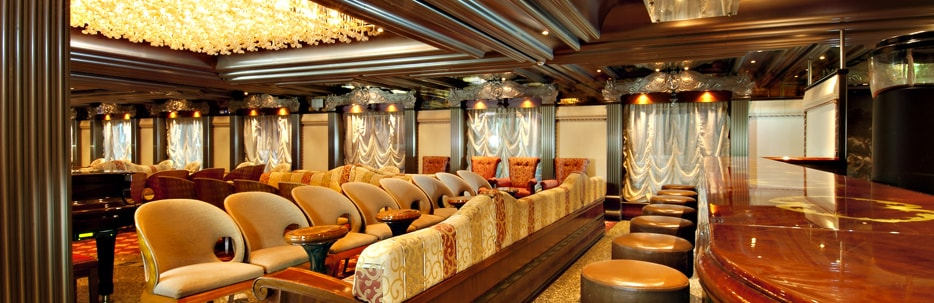 Raphael Foyer Lounge