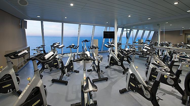 8 Night Best Of Japan & South Korea cruise ship photo 7