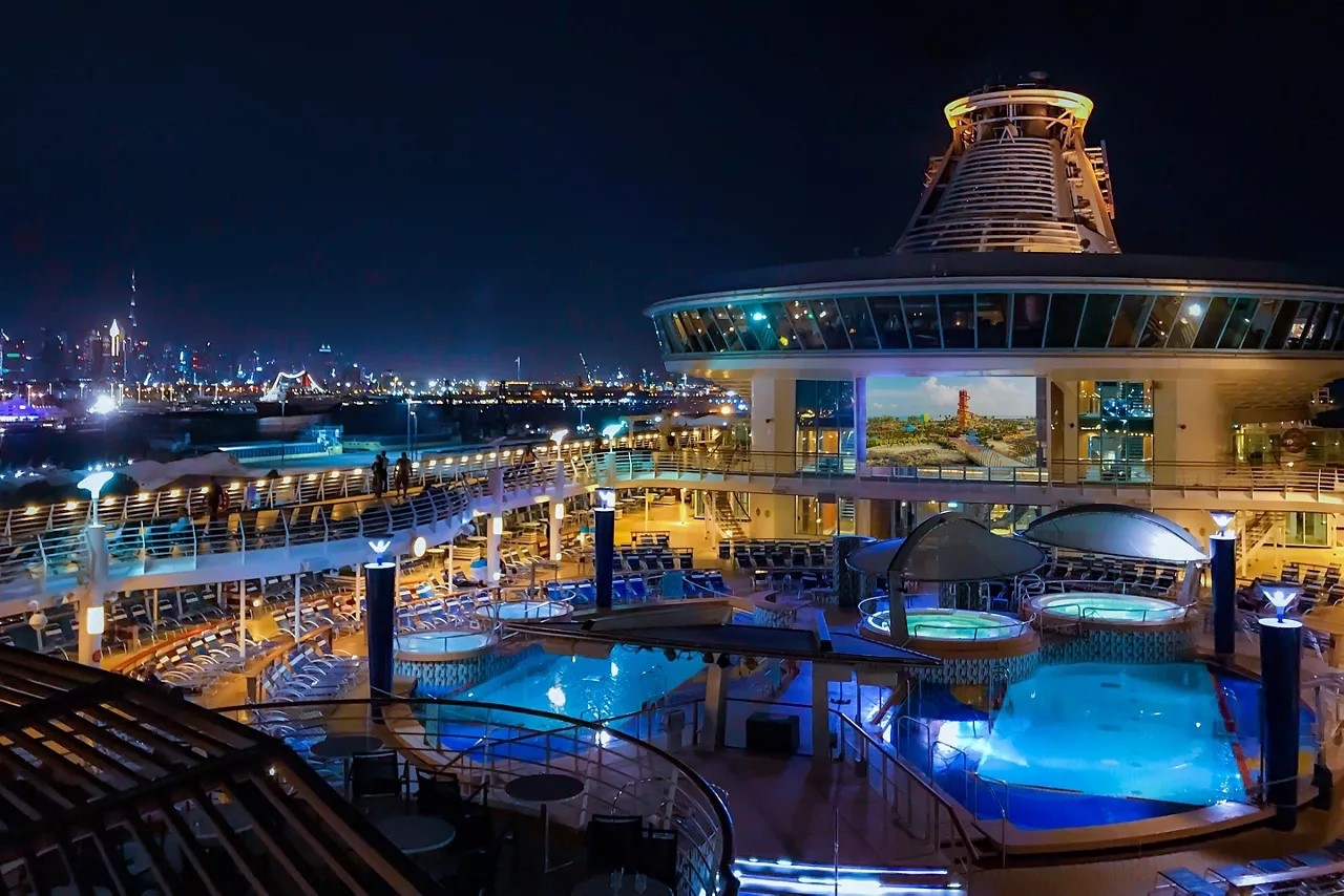 pool-deck-night-time-outdoor