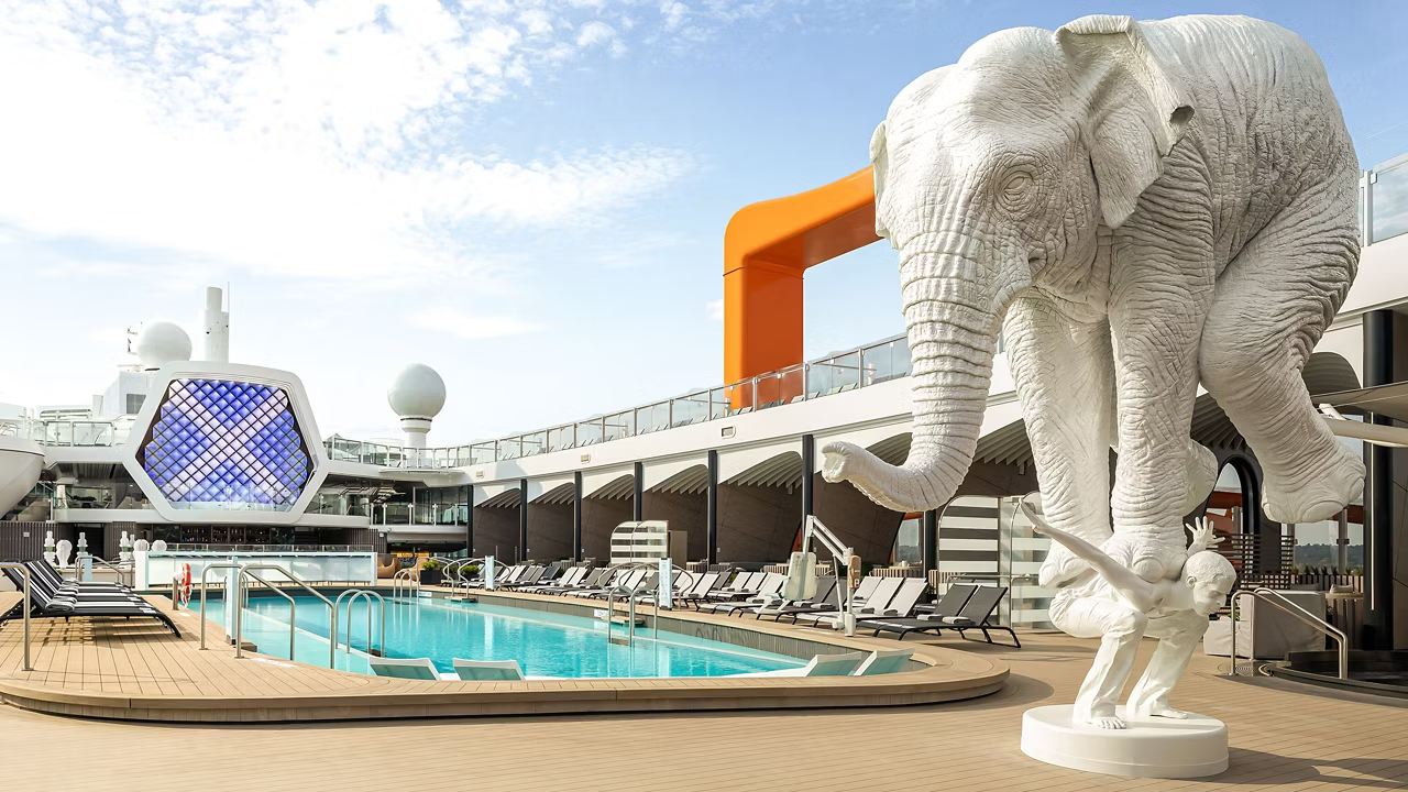 pool-deck