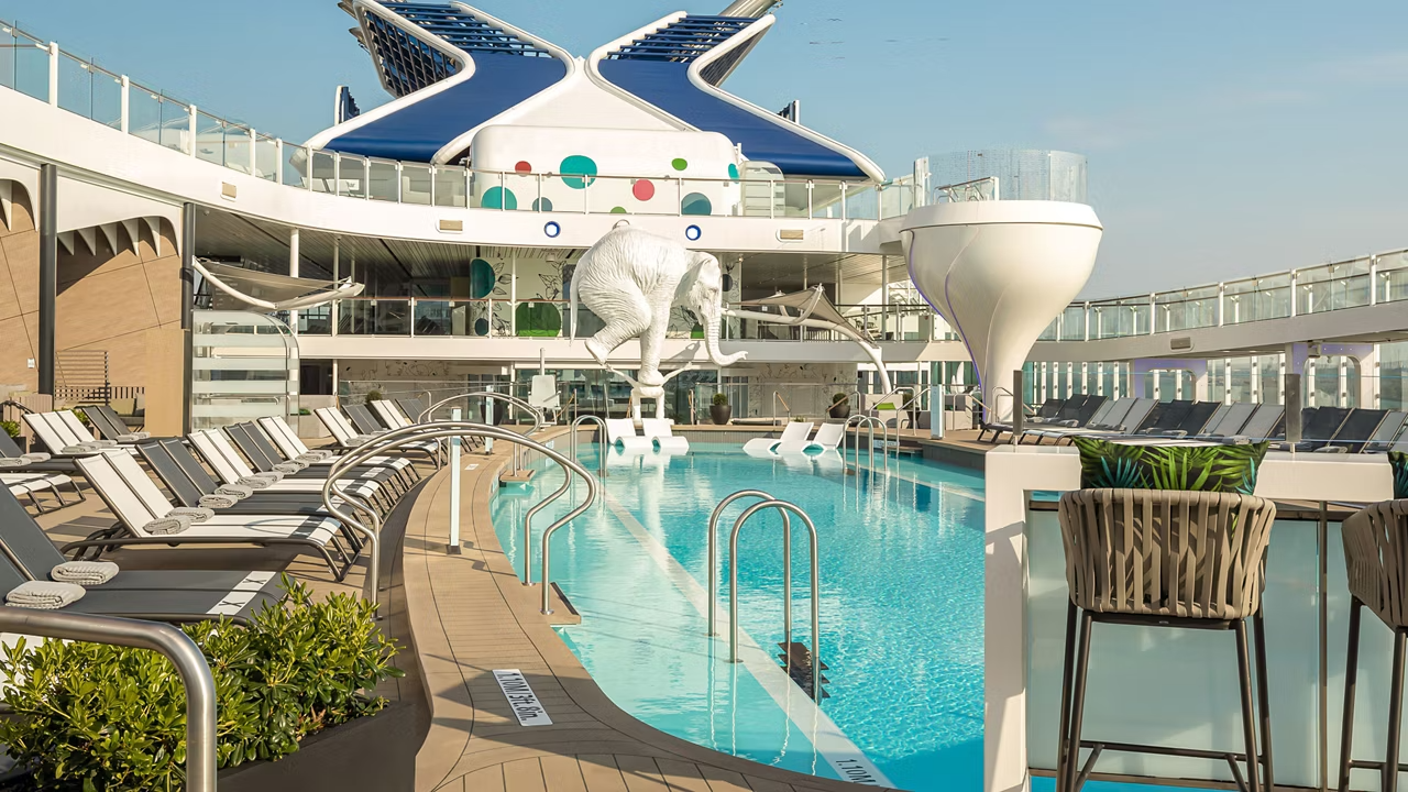 pool-deck