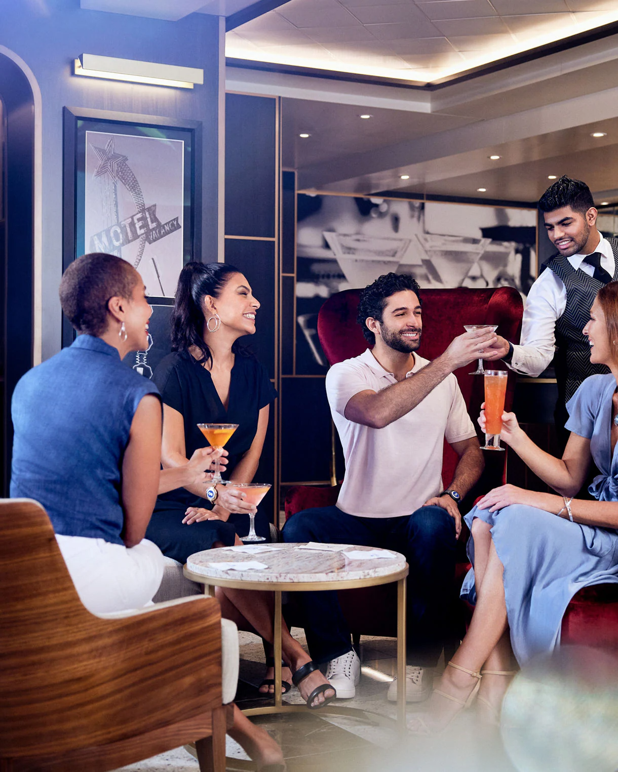 crooners-bar-lounge