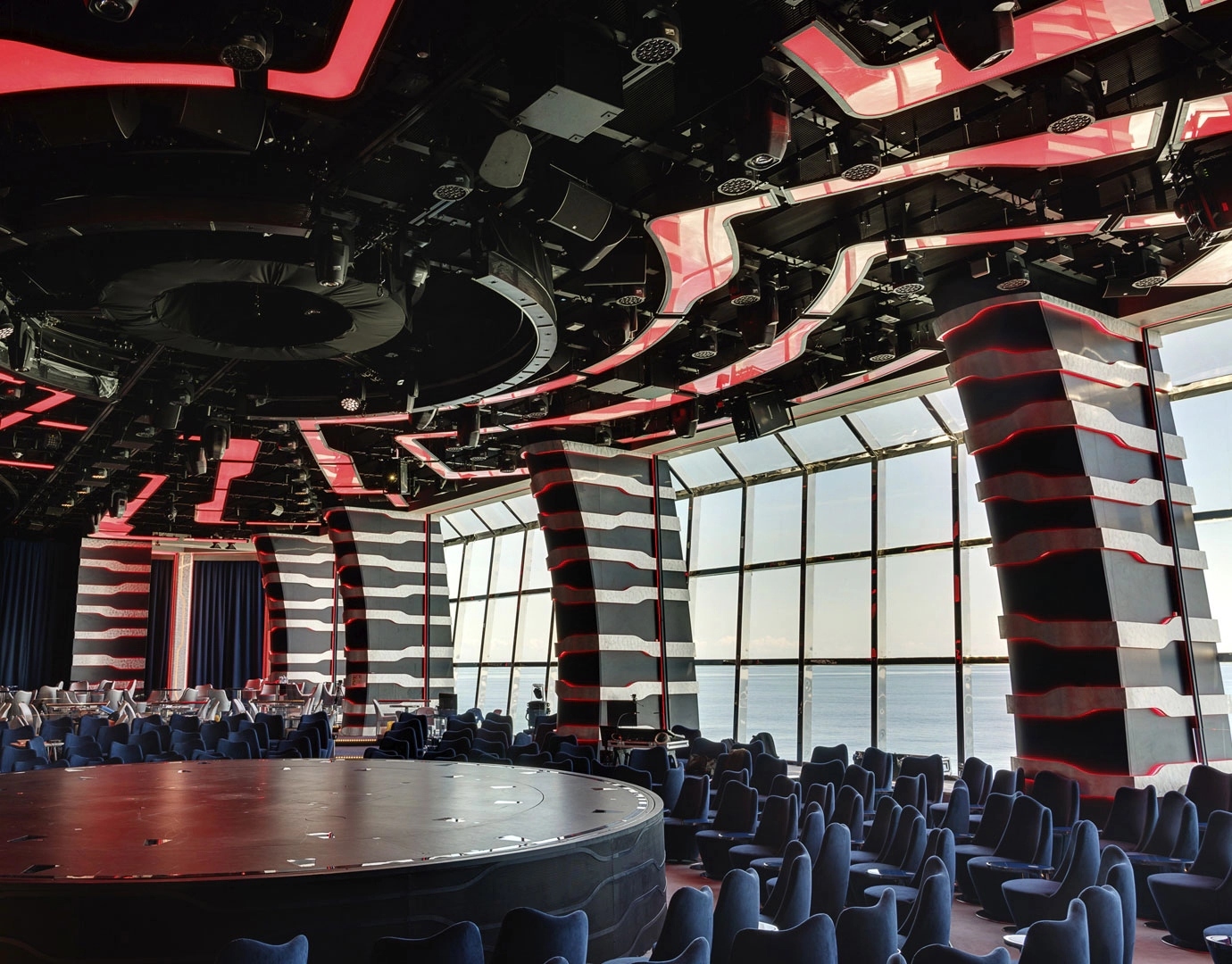 mr_restaurant_and_bar_carousel_lounge_08