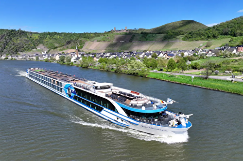 VIVA MOMENTS ship image