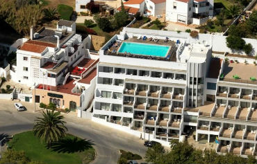 Carvi Beach Hotel Lagos Hotels Hays Travel Carvi Beach Hotel