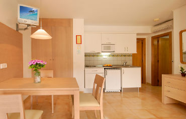Mariner Club Apartments Majorca Hays Travel Mariner Club Apartments Prev Next