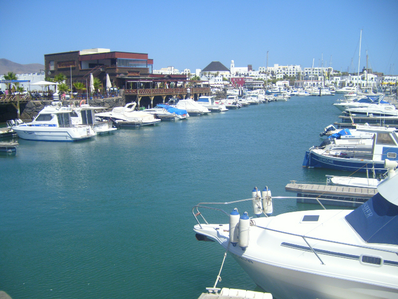 Palmeras Garden Apartments