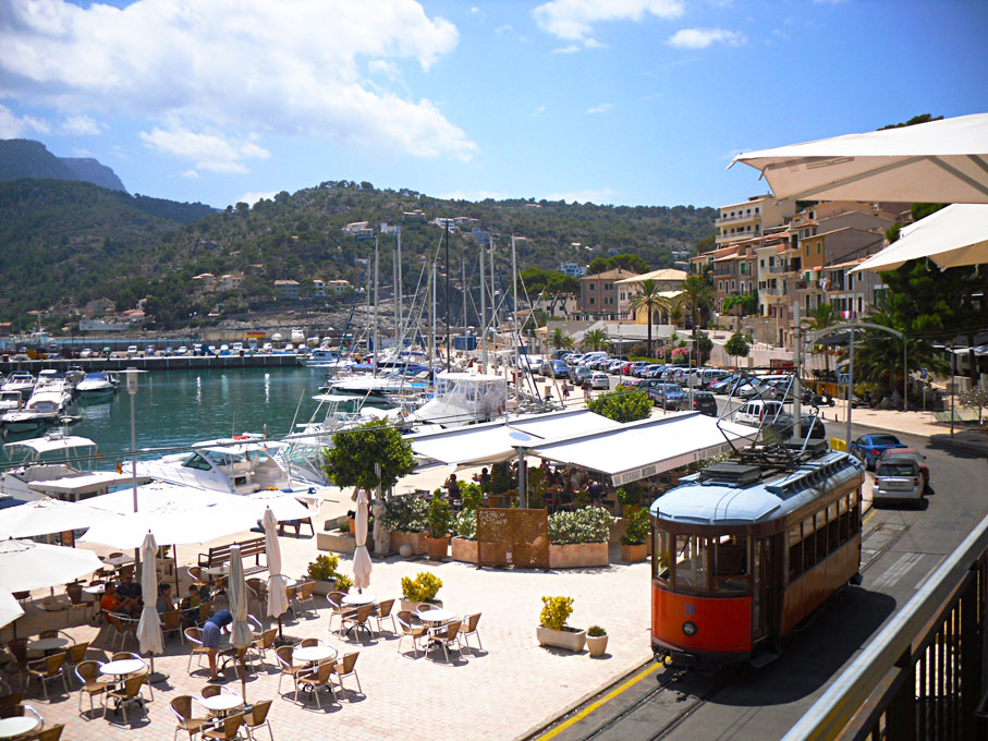 Puerto de Soller Holidays 2024 / 2025