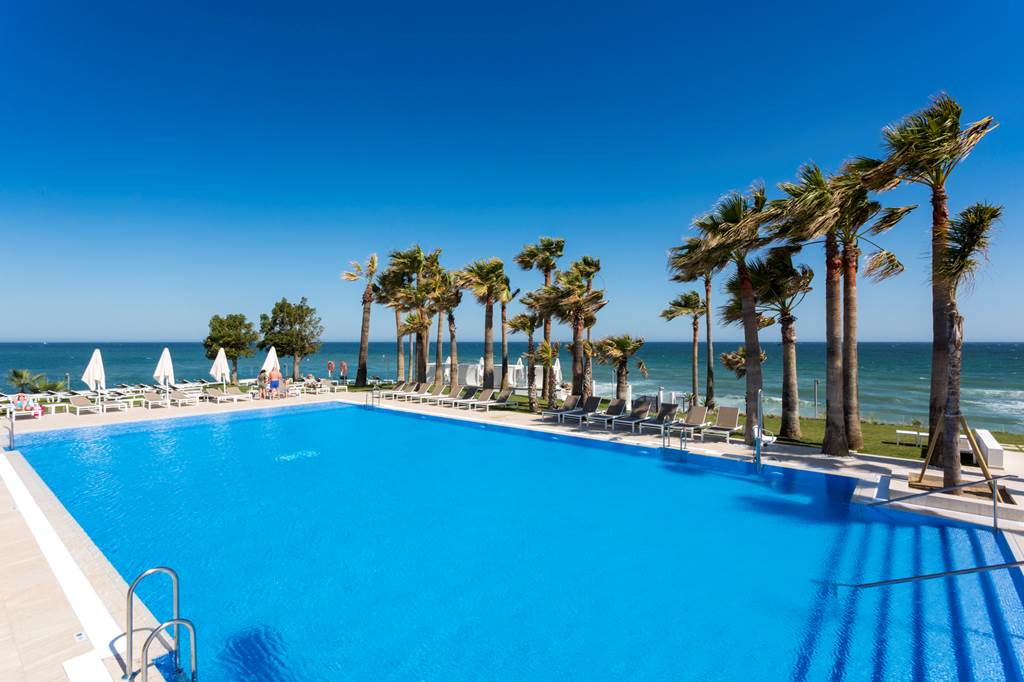 Cheap Holidays to Estival Torrequebrada Hotel Benalmadena Costa del Sol