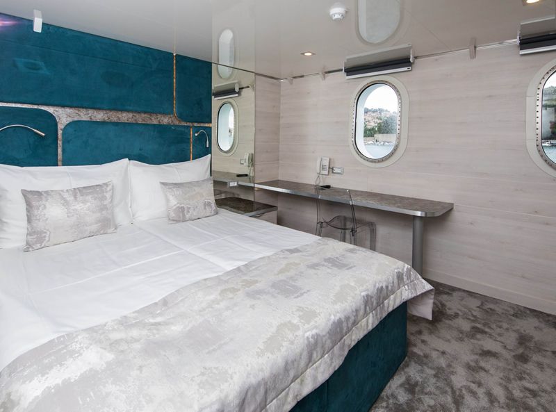 MS Yolo Adriatic Cruise