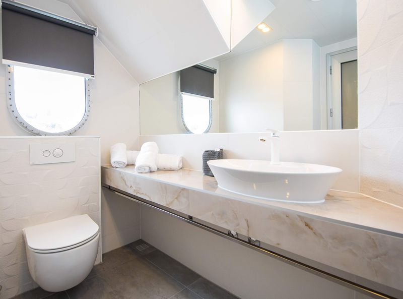 MS Yolo Adriatic Cruise