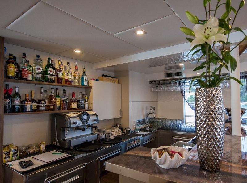 MS Yolo Adriatic Cruise