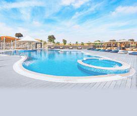 The Ritz-Carlton, Ras Al Khaimah, Al Hamra Beach