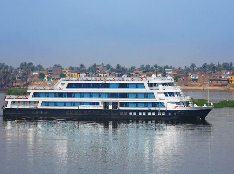 Mövenpick MS Darakum