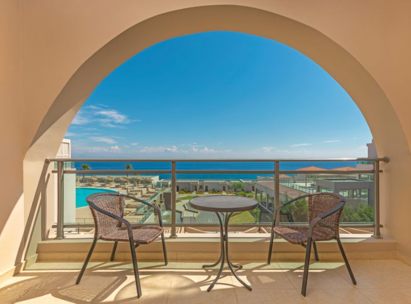 Kresten Royal, Greece