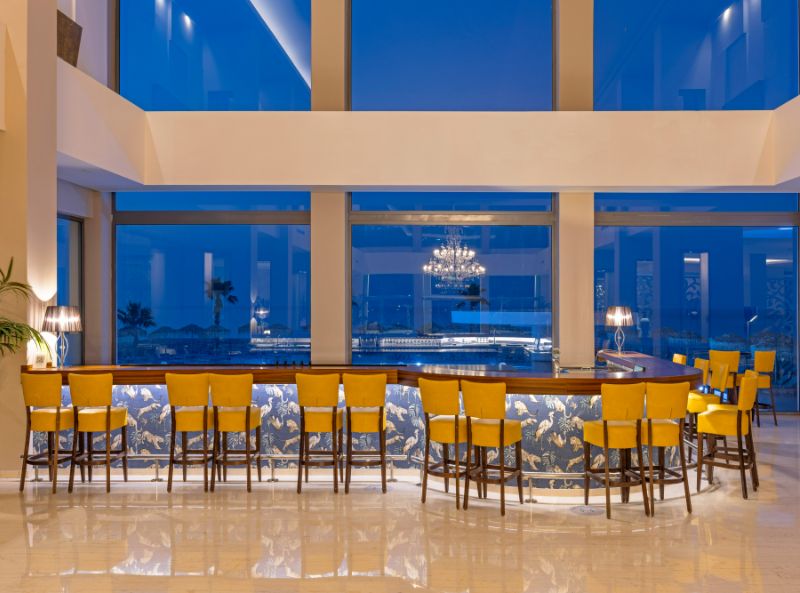 Kresten Royal, Greece