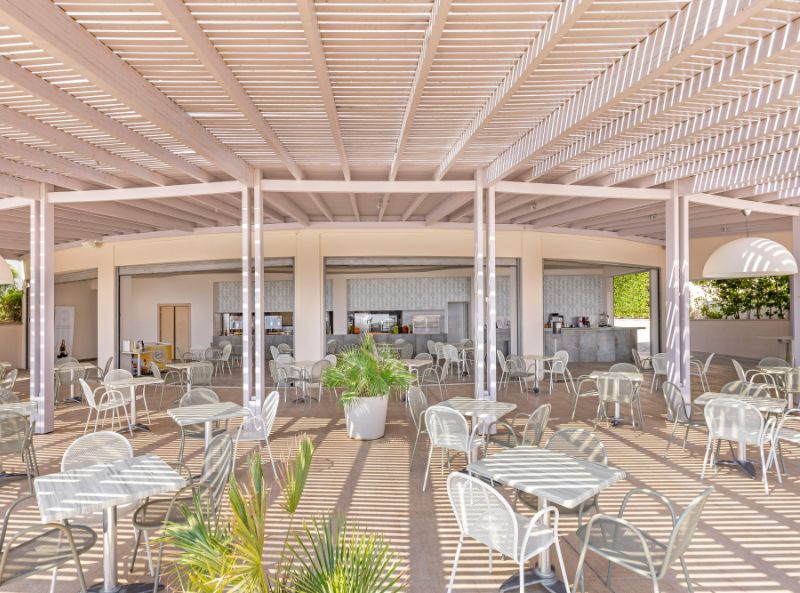 Kresten Royal, Greece