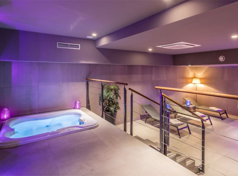 Cornaro Hotel, Croatia