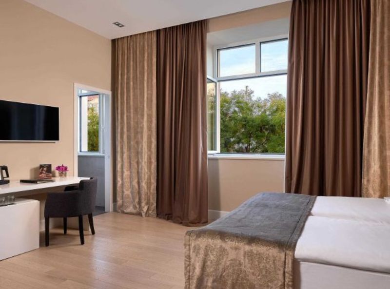 Cornaro Hotel, Croatia